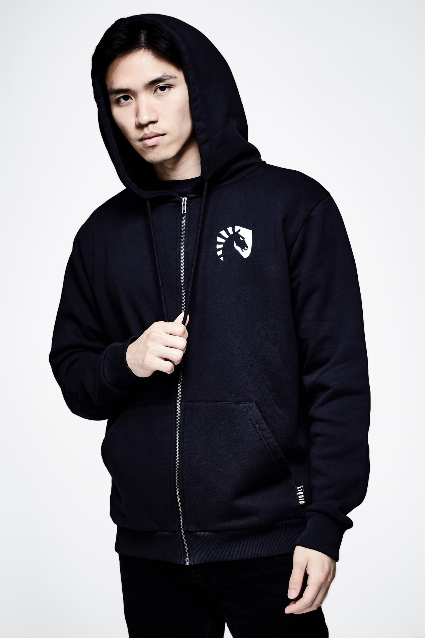 LIQUID CREST ZIP UP HOODIE - Team Liquid