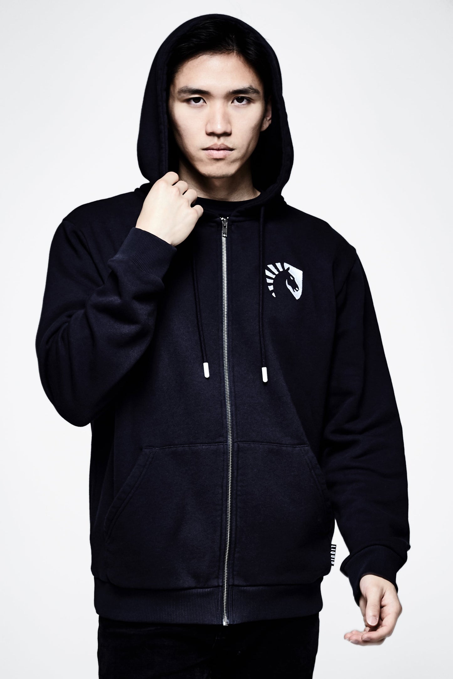 LIQUID CREST ZIP UP HOODIE - Team Liquid