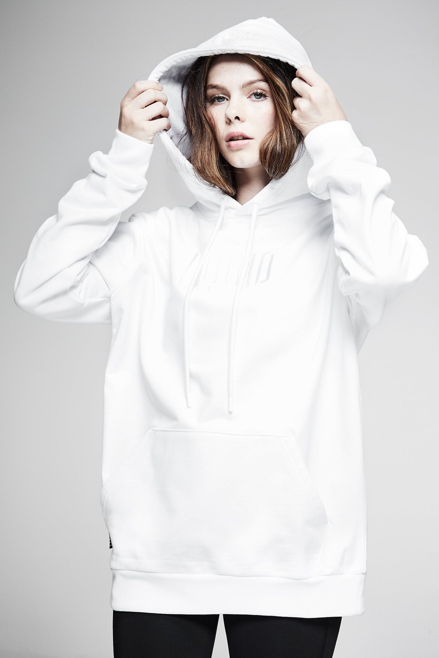 LIQUID DREAMSCAPE PULLOVER HOODIE WHITE - Team Liquid