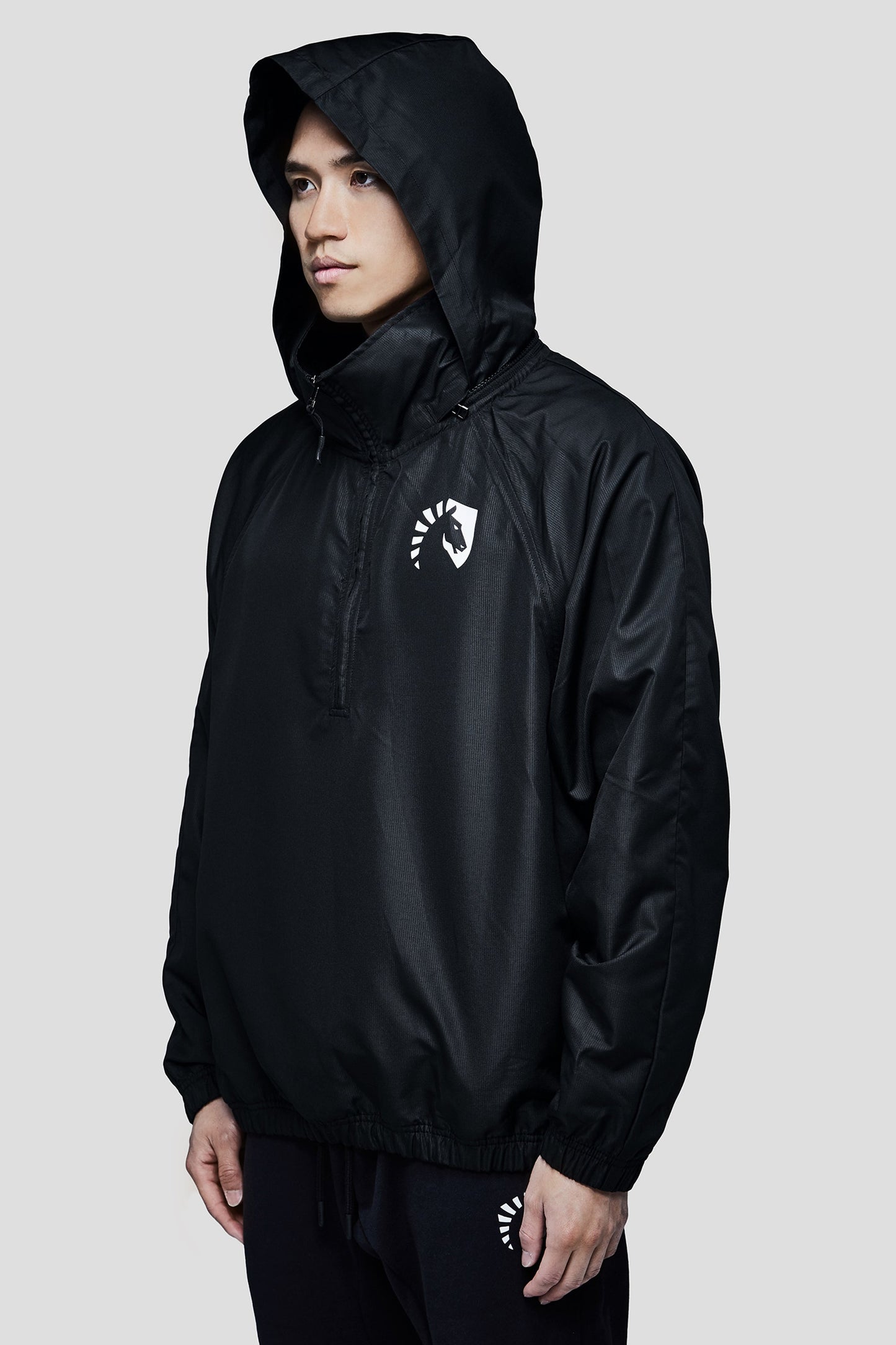 LIQUID PRESTIGE HALF ZIP WINDBREAKER - BLACK - Team Liquid