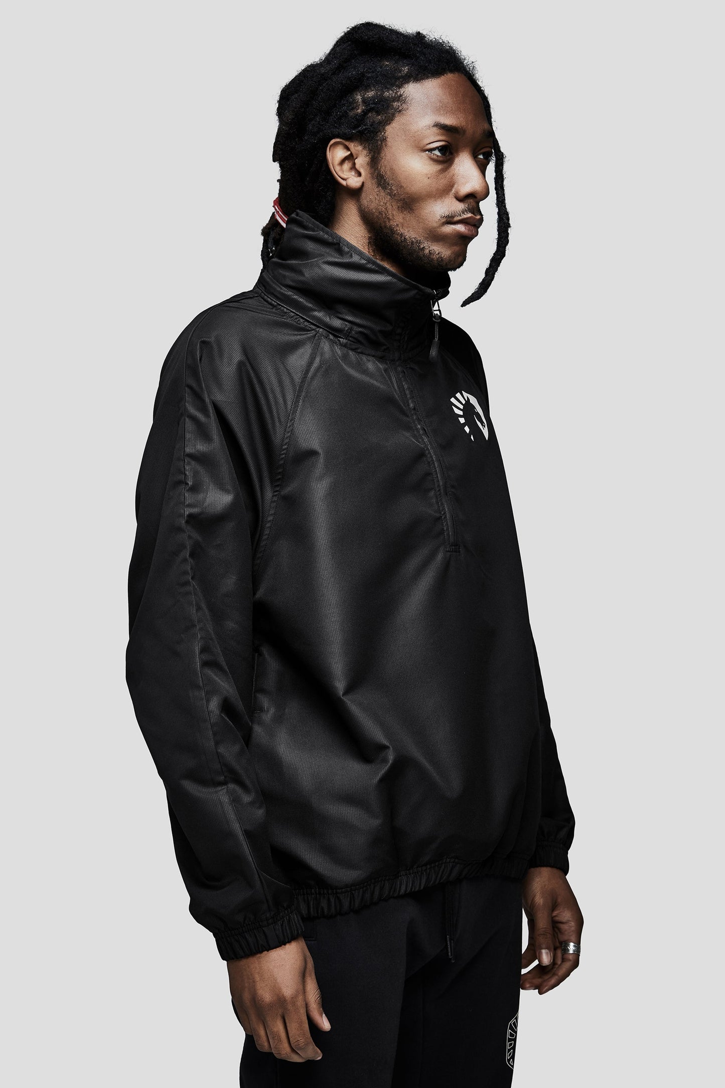 LIQUID PRESTIGE HALF ZIP WINDBREAKER - BLACK - Team Liquid