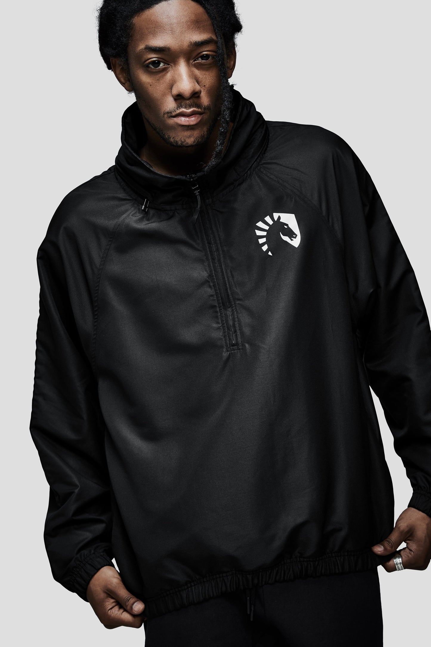 LIQUID PRESTIGE HALF ZIP WINDBREAKER - BLACK - Team Liquid