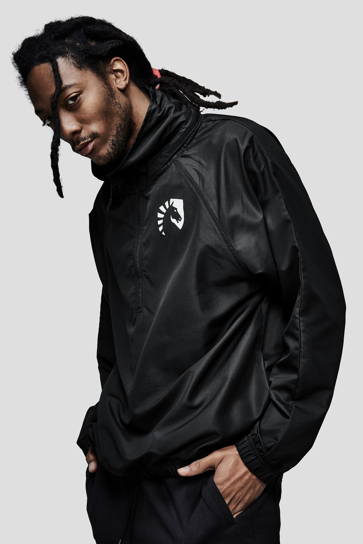 LIQUID PRESTIGE HALF ZIP WINDBREAKER - BLACK - Team Liquid