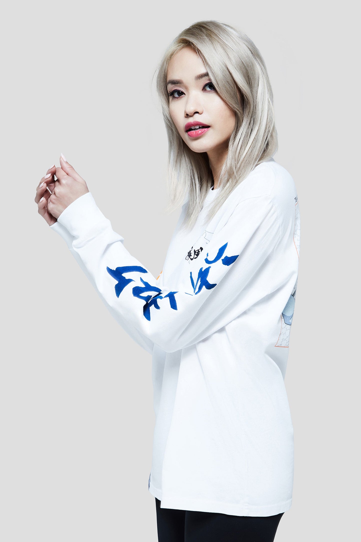 LIQUID x NARUTO VERSUS LONG SLEEVE TEE - WHITE (PRE-ORDER) - Team Liquid