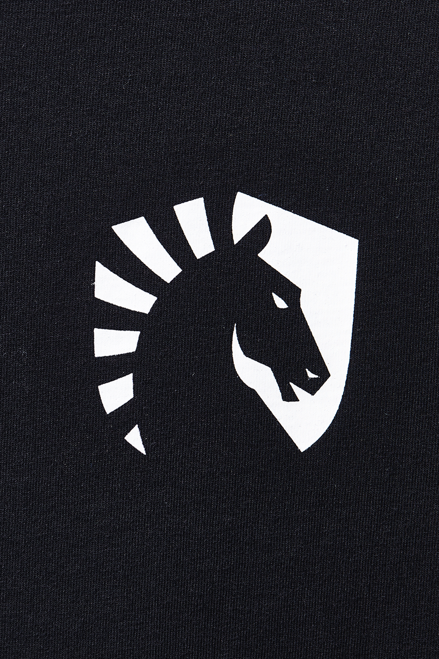 LIQUID HEART CREST TEE - Team Liquid