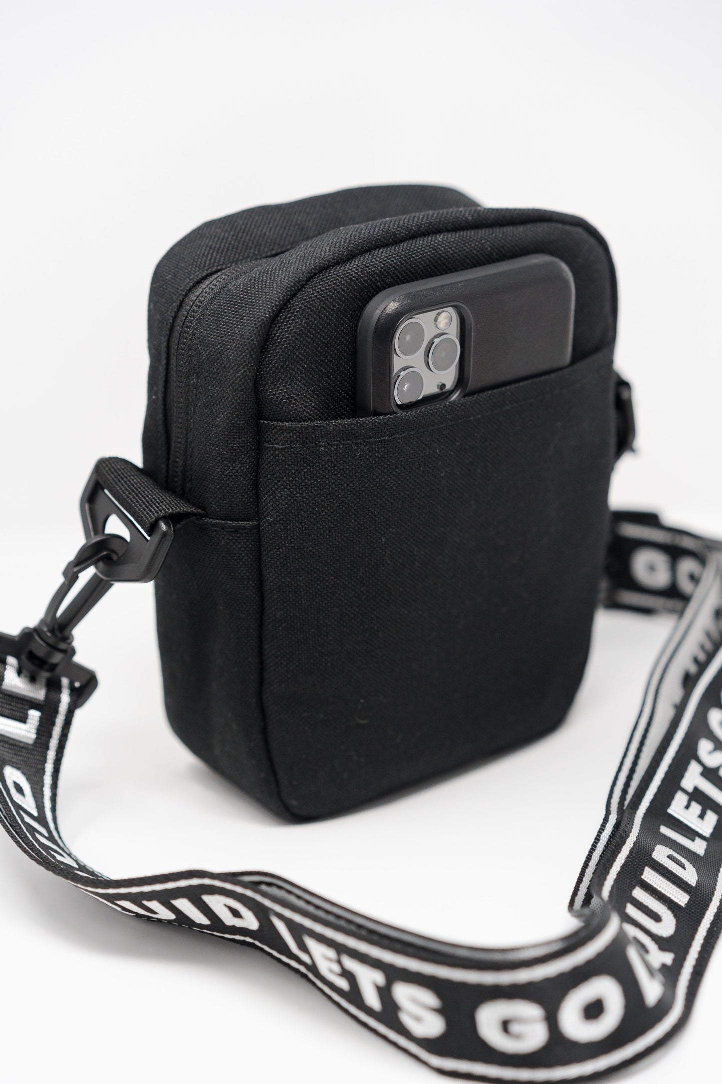 LIQUID CROSSBODY BAG - Team Liquid