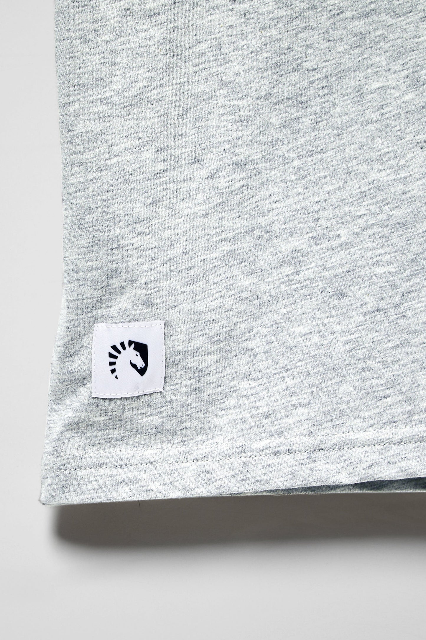 LIQUID CREST SHORT SLEEVE TEE - GREY HEATHER - Team Liquid