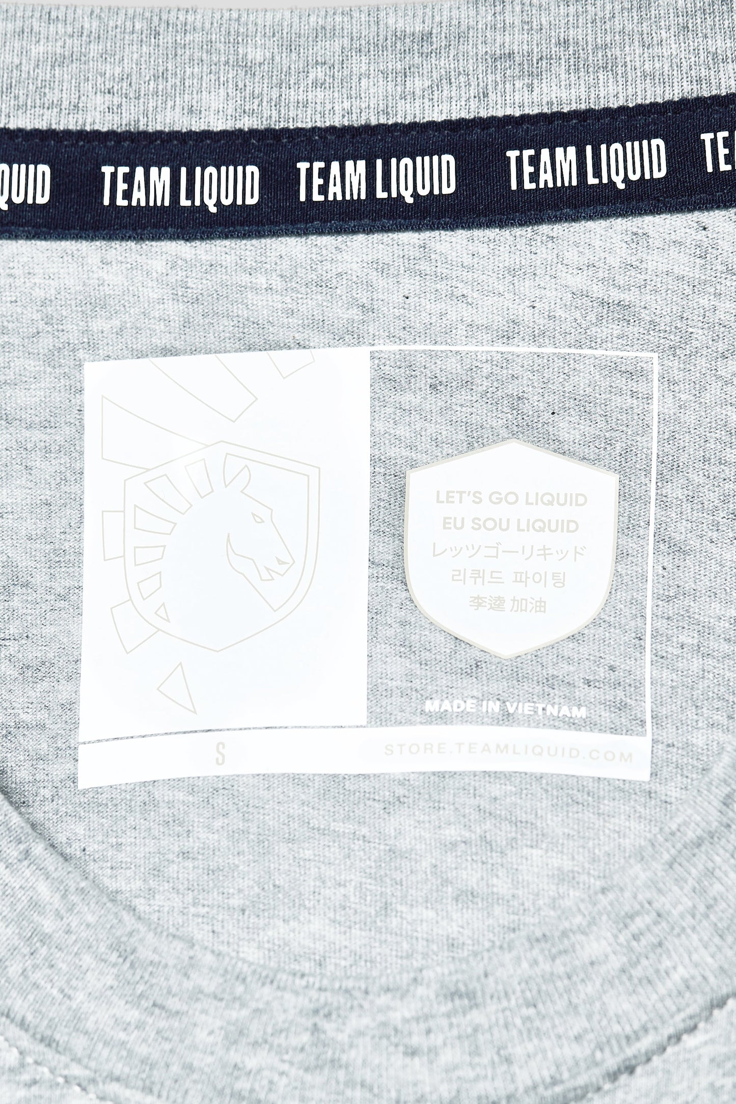 LIQUID HEART CREST LONG SLEEVE TEE - GREY HEATHER - Team Liquid