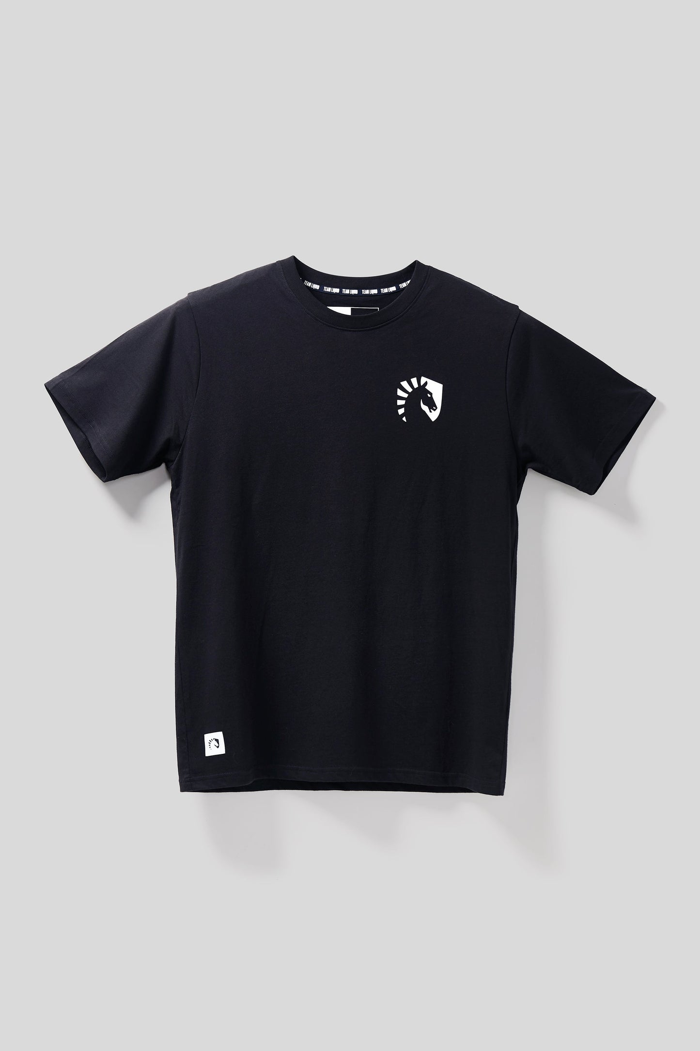 LIQUID HEART CREST TEE - Team Liquid