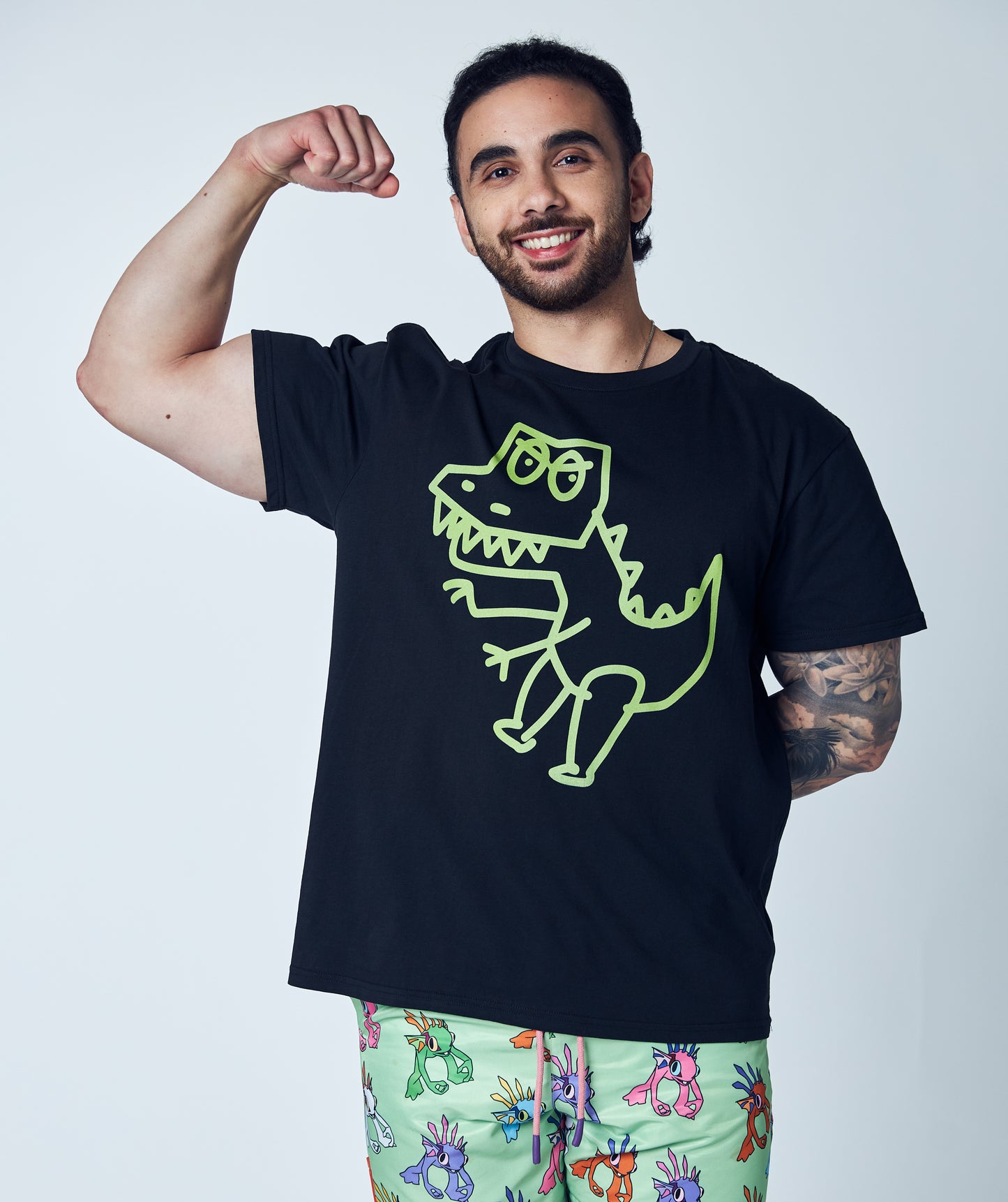 WORLD OF WARCRAFT MURLOC POOL SHORTS - GREEN