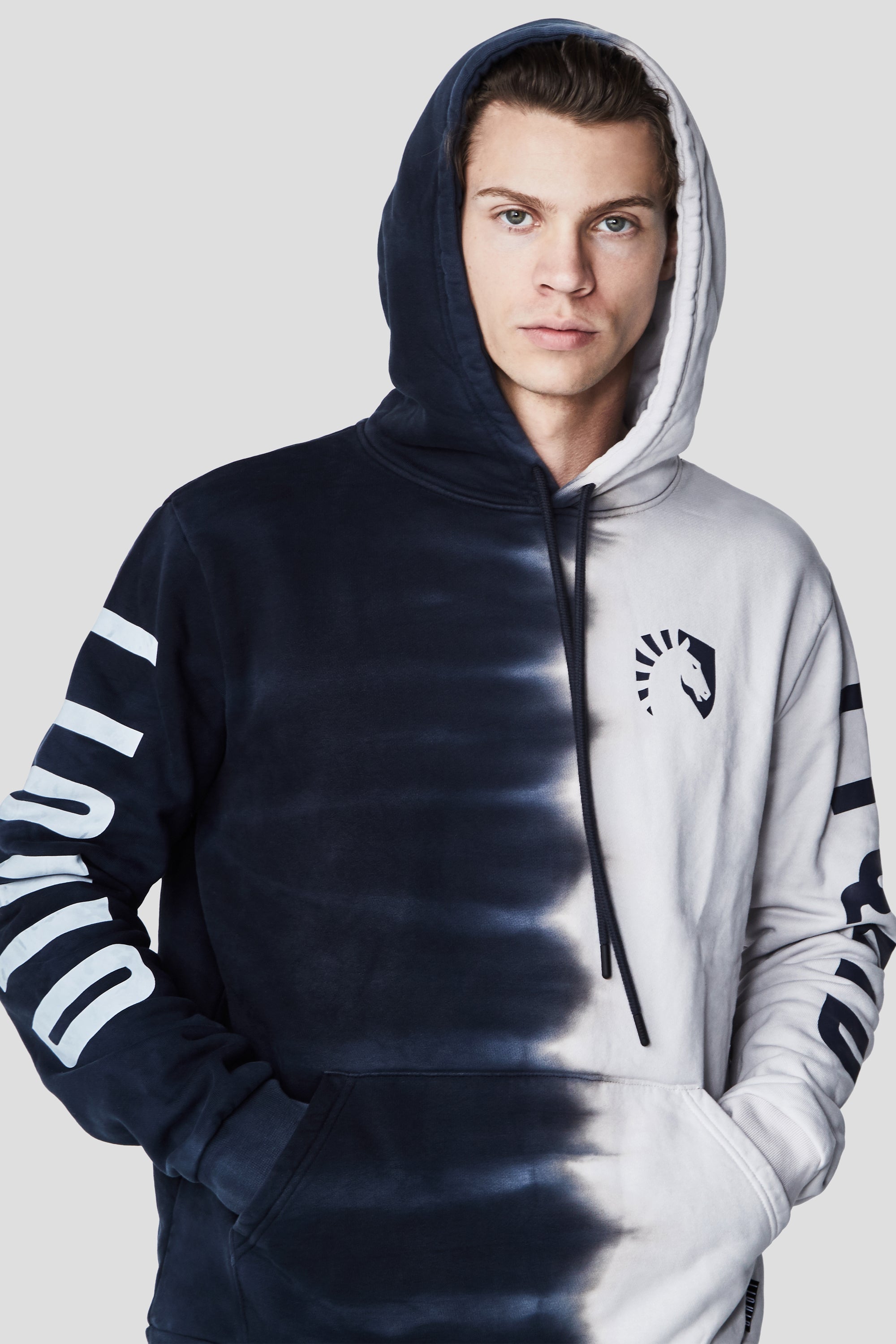 LIQUID HERITAGE HOODIE VERTICAL DIP DYE Team Liquid
